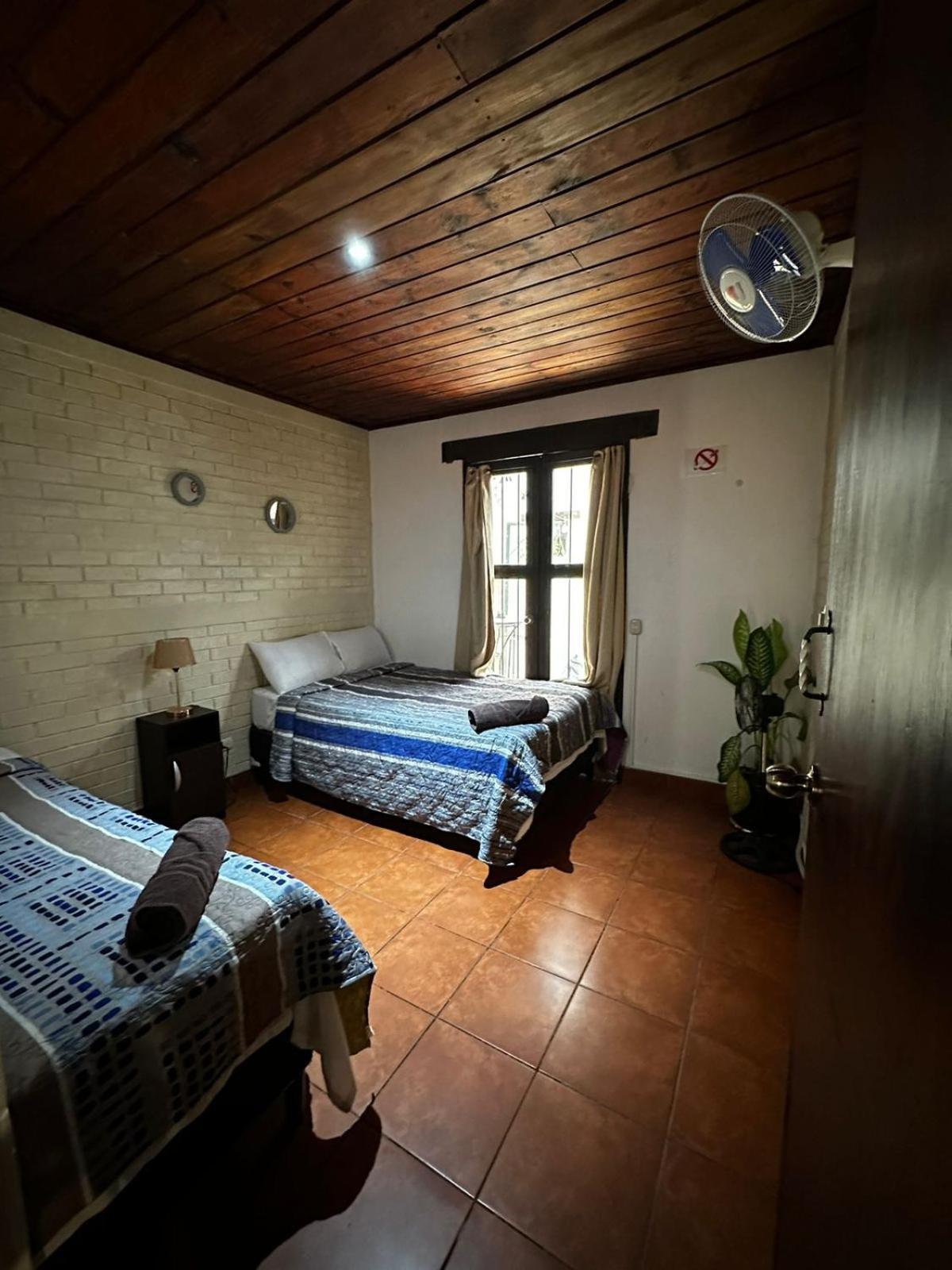 El Aventurero Hotel Antigua ภายนอก รูปภาพ